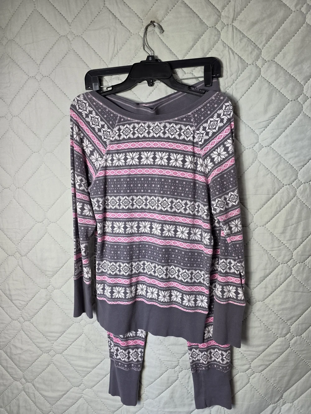 Victoria's Secret Cozy Gray & Pink Fair Isle Pajama Set Sz Small